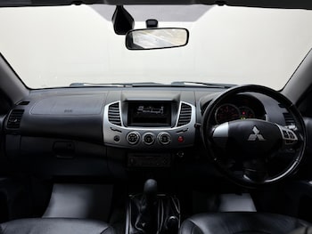 Used Mitsubishi L200 2015 for sale - 74293577: Photo