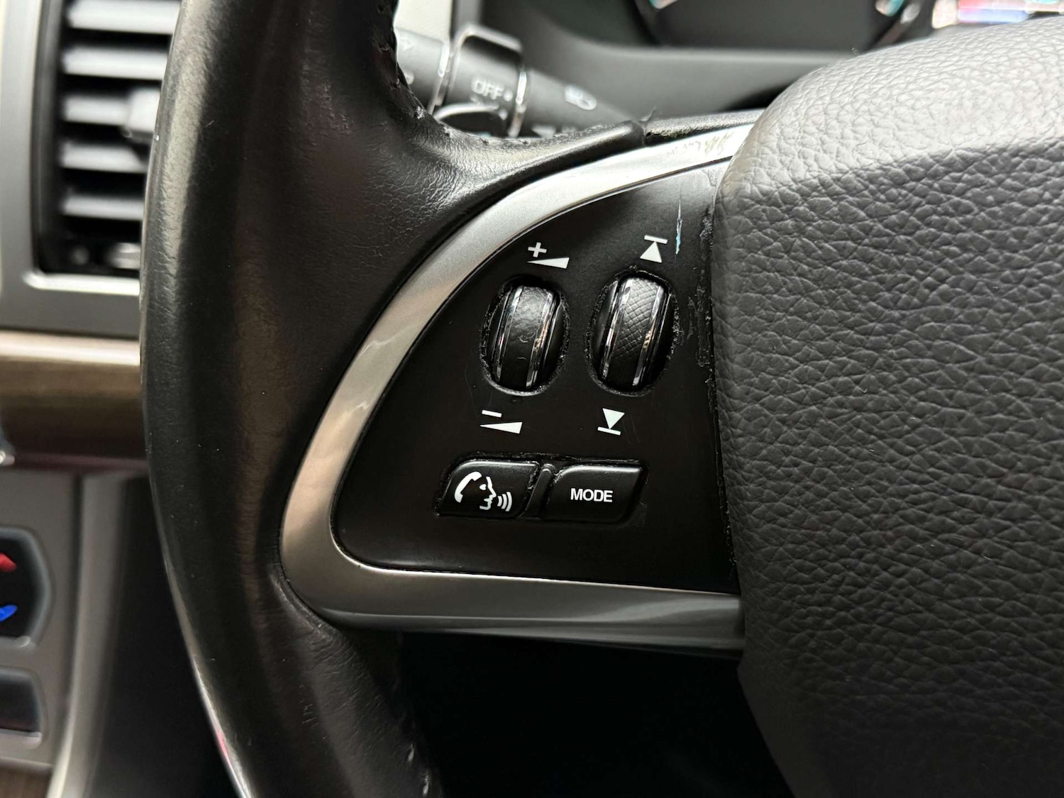 Used Jaguar XF 2013 for sale - 76601778: Photo 18