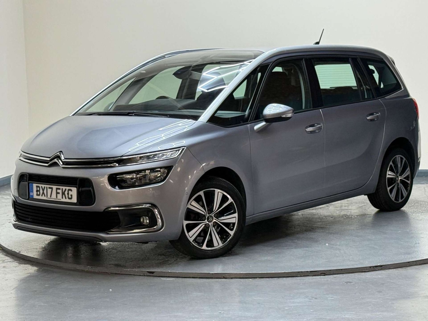 Used Citroen C4 Grand Picasso 2017 for sale - 76180972: Photo 2