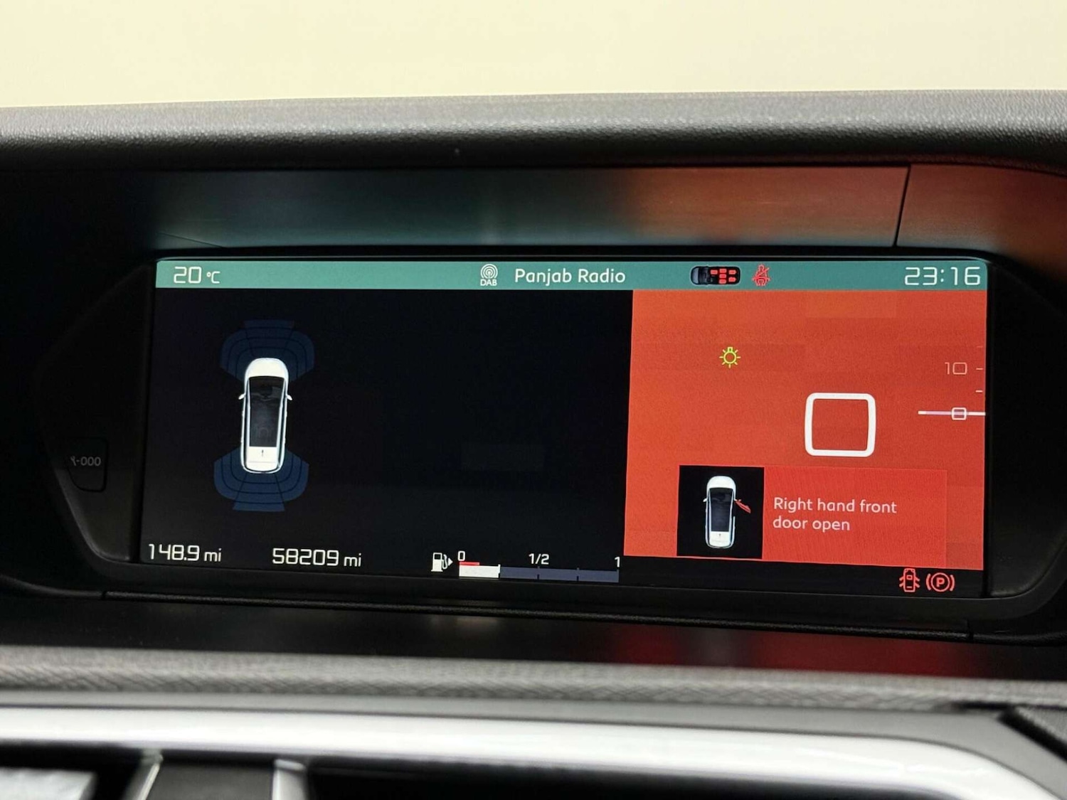 Used Citroen C4 Grand Picasso 2017 for sale - 76180972: Photo 20
