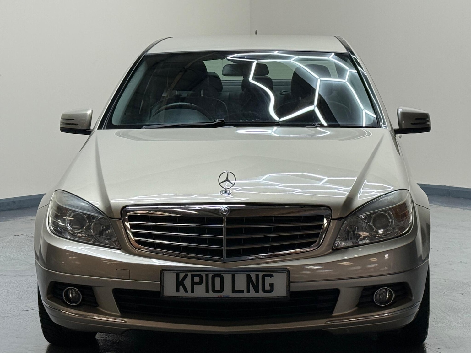 Used Mercedes-Benz C-Class 2010 for sale - 75965947: Photo 18