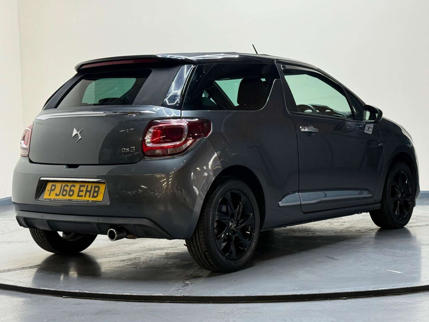 Used DS Automobiles DS 3 Cabrio 2016 for sale - 76181001: Photo 58