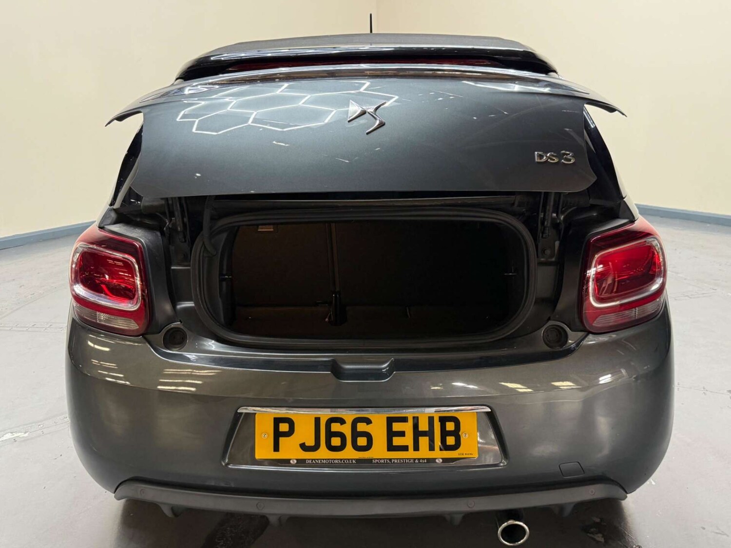 Used DS Automobiles DS 3 Cabrio 2016 for sale - 76181001: Photo 63