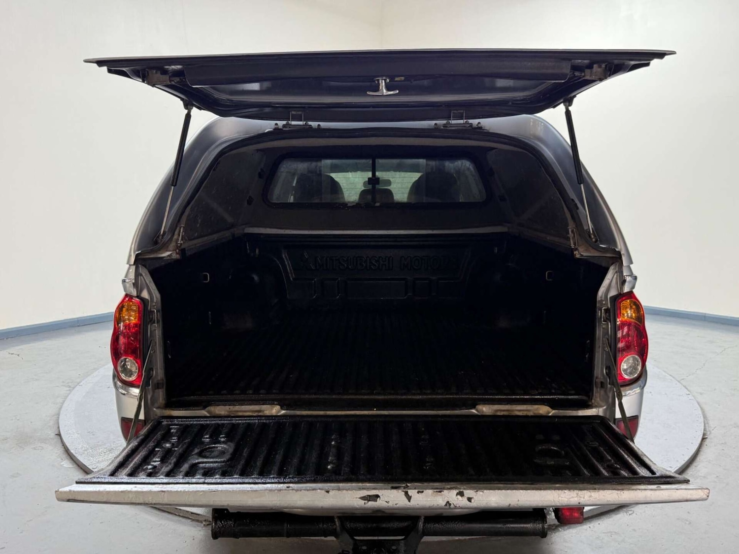 Used Mitsubishi L200 2011 for sale - 76363857: Photo 10