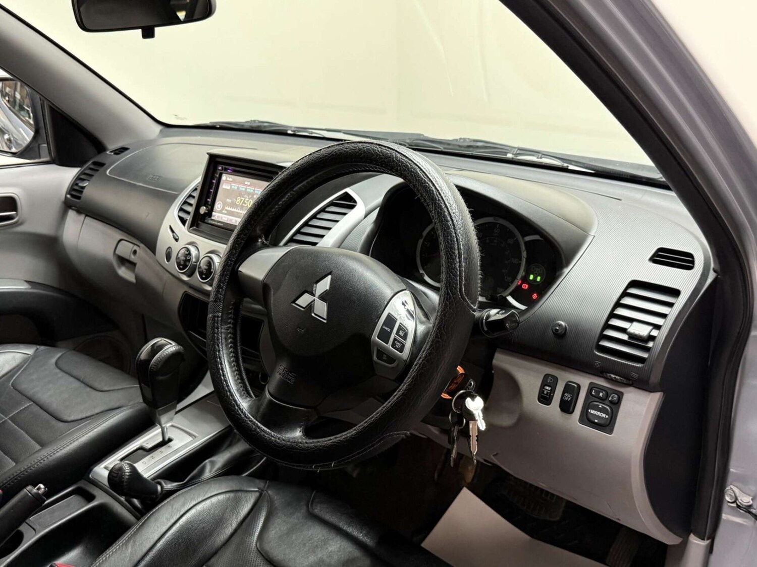 Used Mitsubishi L200 2011 for sale - 76363857: Photo 16