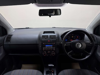 Used Volkswagen Polo 2006 for sale - 79210558: Photo