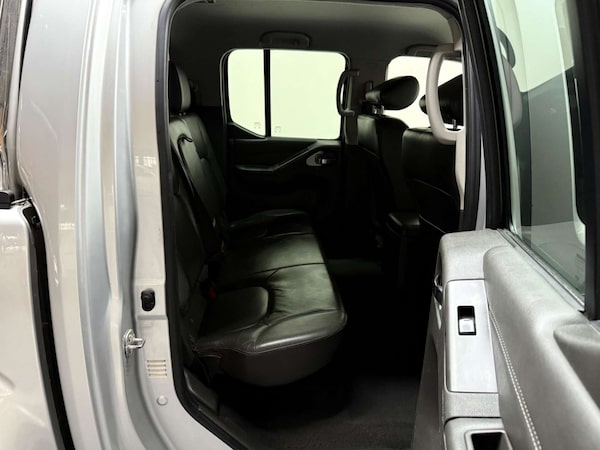 Used Nissan Navara 2015 for sale - 76180957: Photo 26