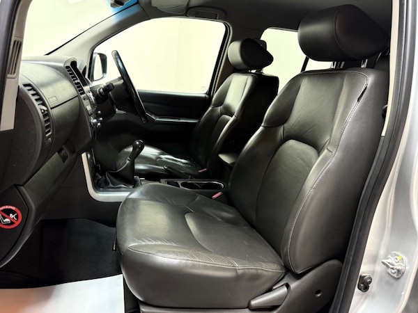 Used Nissan Navara 2015 for sale - 76180957: Photo 33