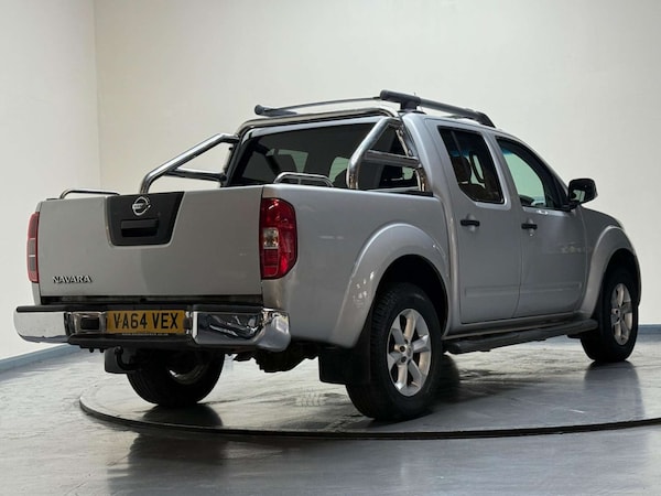 Used Nissan Navara 2015 for sale - 76180957: Photo 41