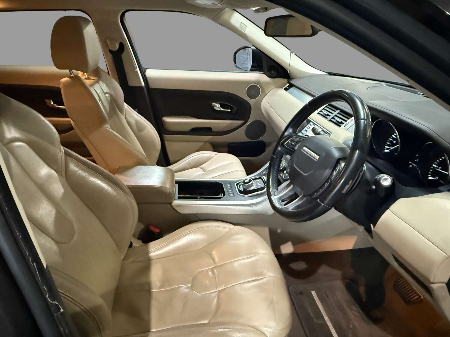 Used Land Rover Range Rover Evoque 2015 for sale - 78106791: Photo 6