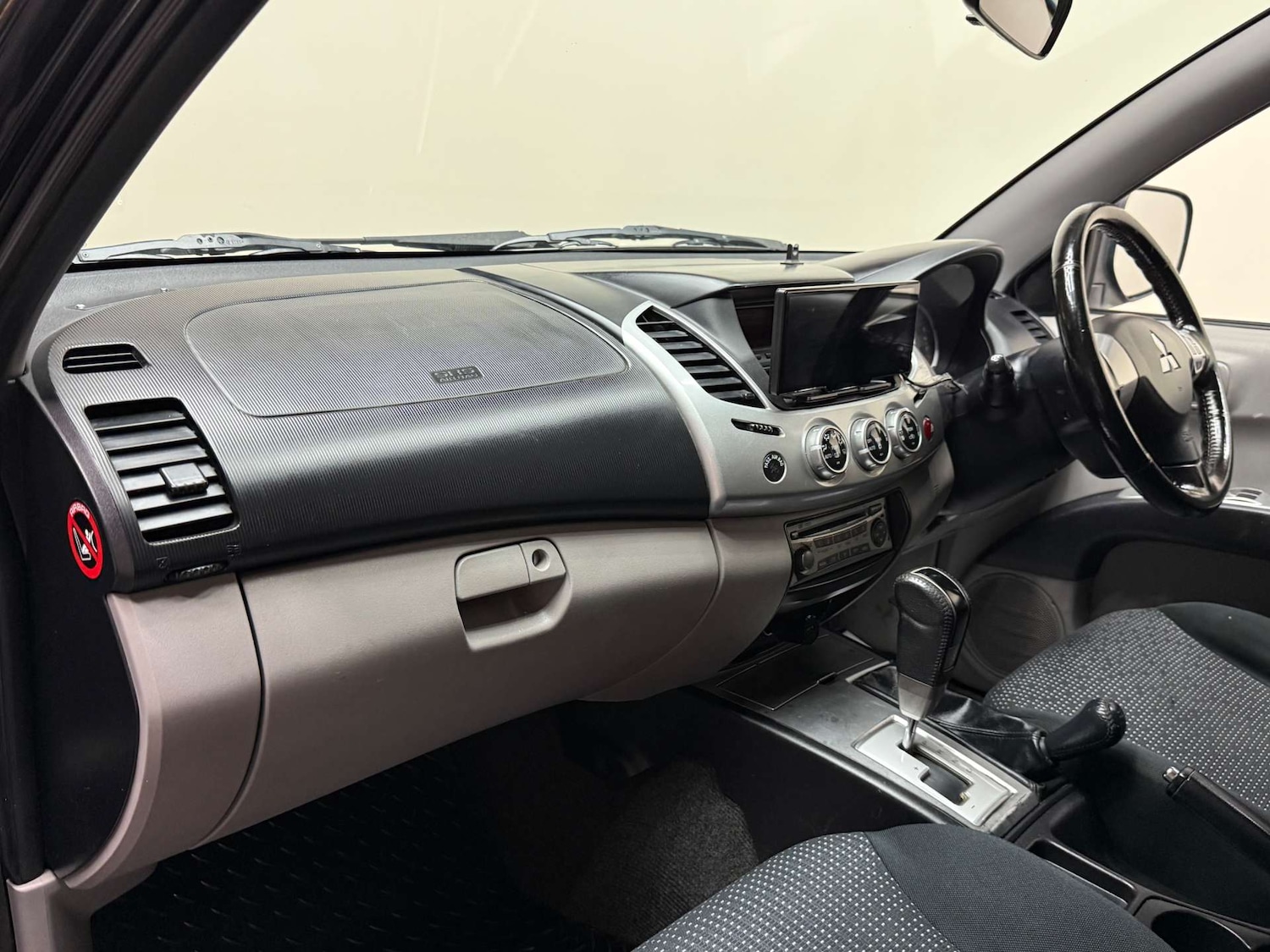 Used Mitsubishi L200 2011 for sale - 76682737: Photo 32