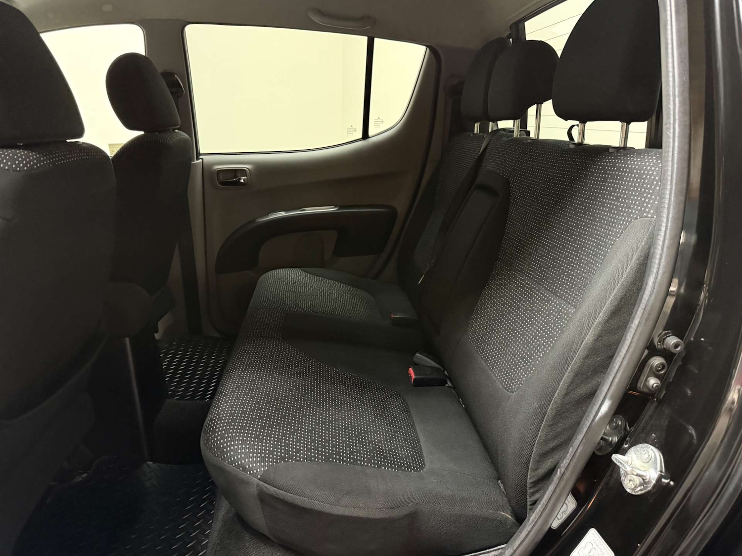 Used Mitsubishi L200 2011 for sale - 76682737: Photo 34