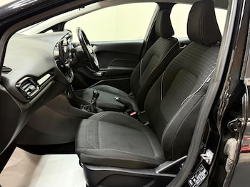Used Ford Fiesta 2018 for sale - 75634799: Photo