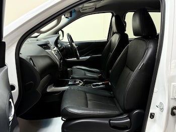 Used Nissan Navara 2017 for sale - 75362956: Photo
