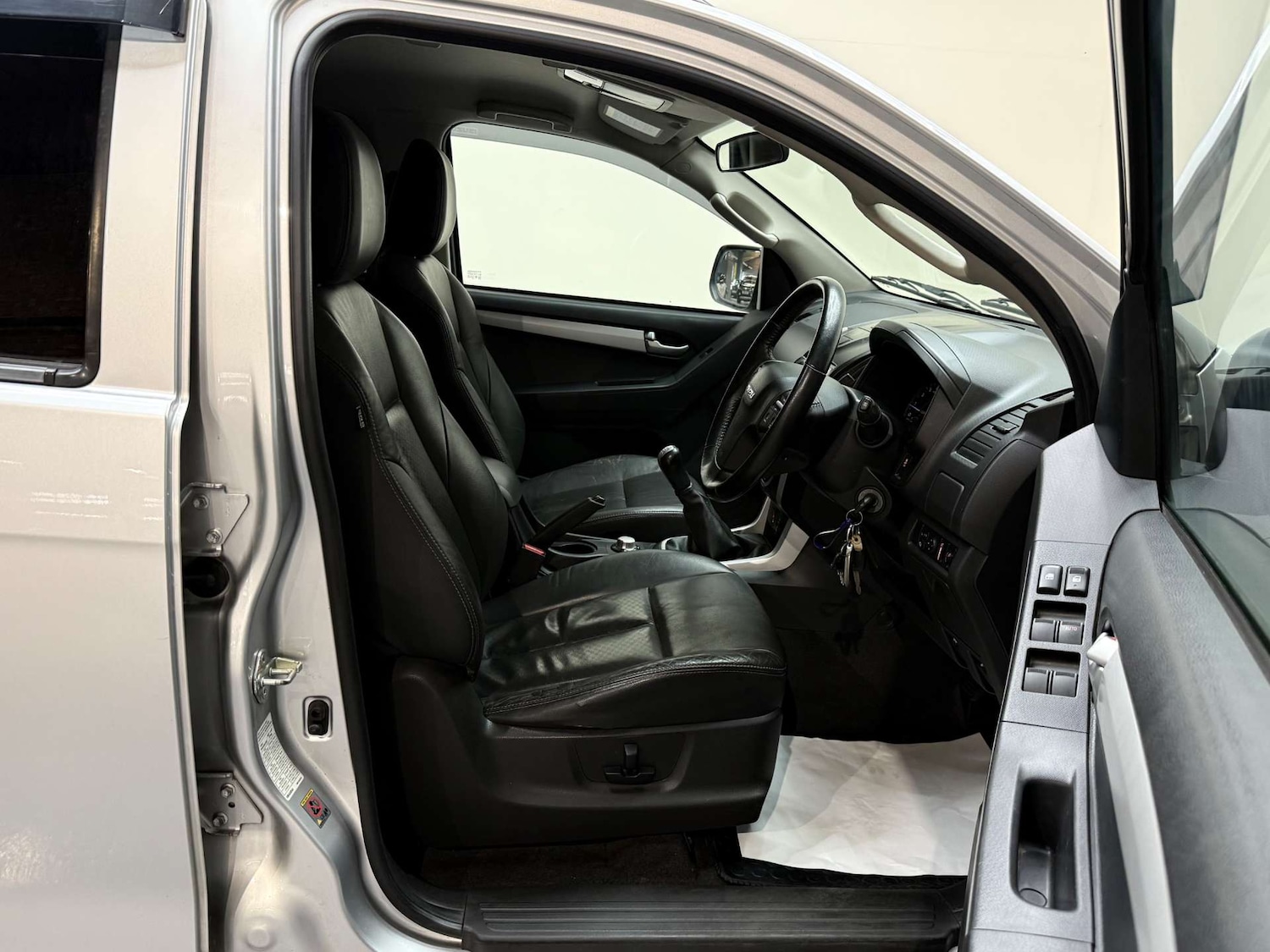 Used Isuzu D-Max 2017 for sale - 77590575: Photo 14