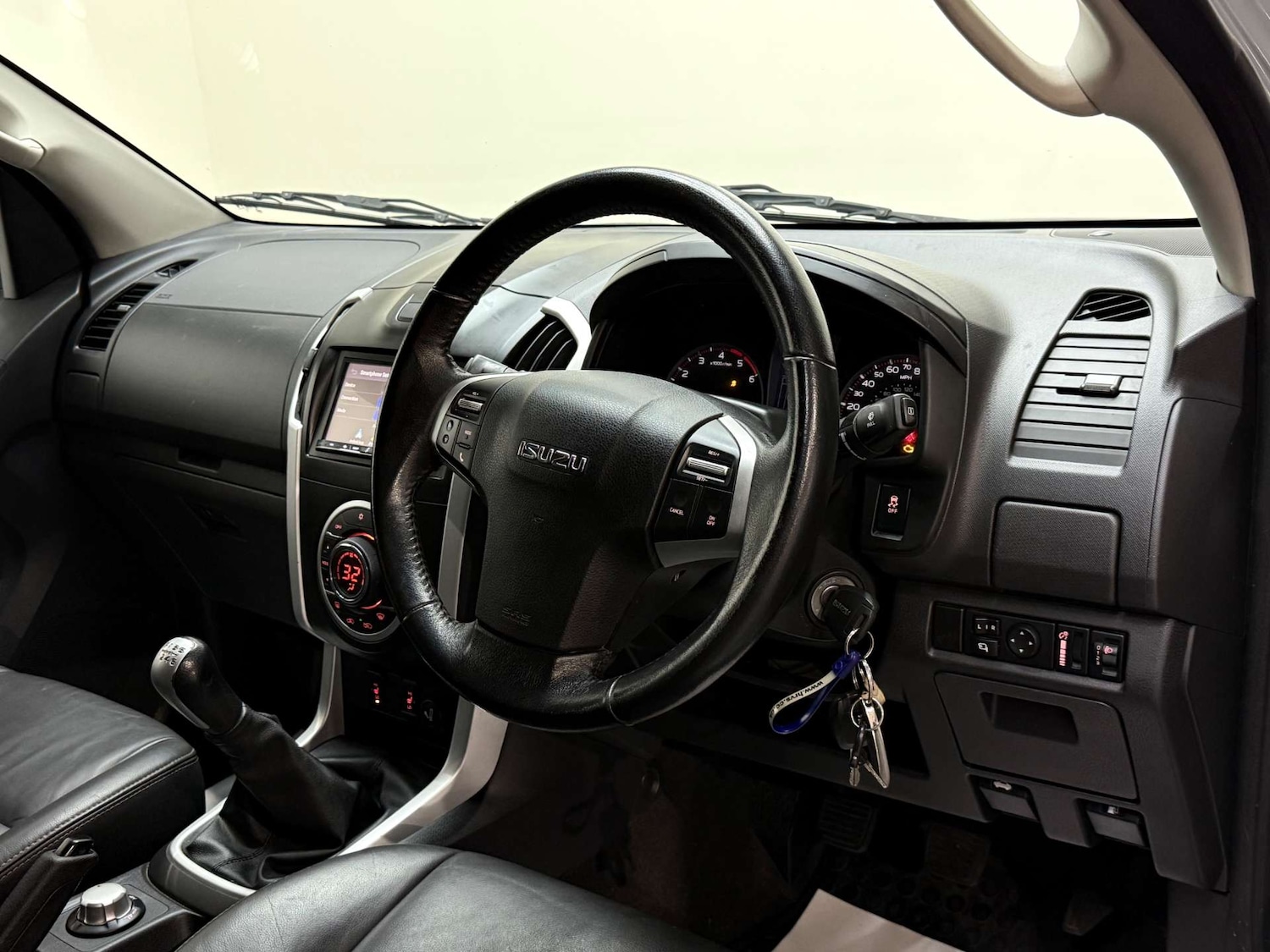 Used Isuzu D-Max 2017 for sale - 77590575: Photo 15