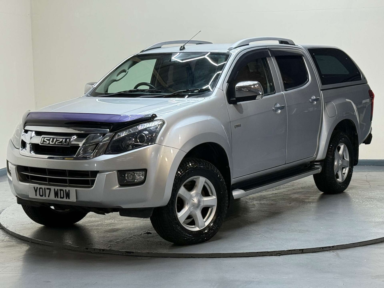 Used Isuzu D-Max 2017 for sale - 77590575: Photo 2