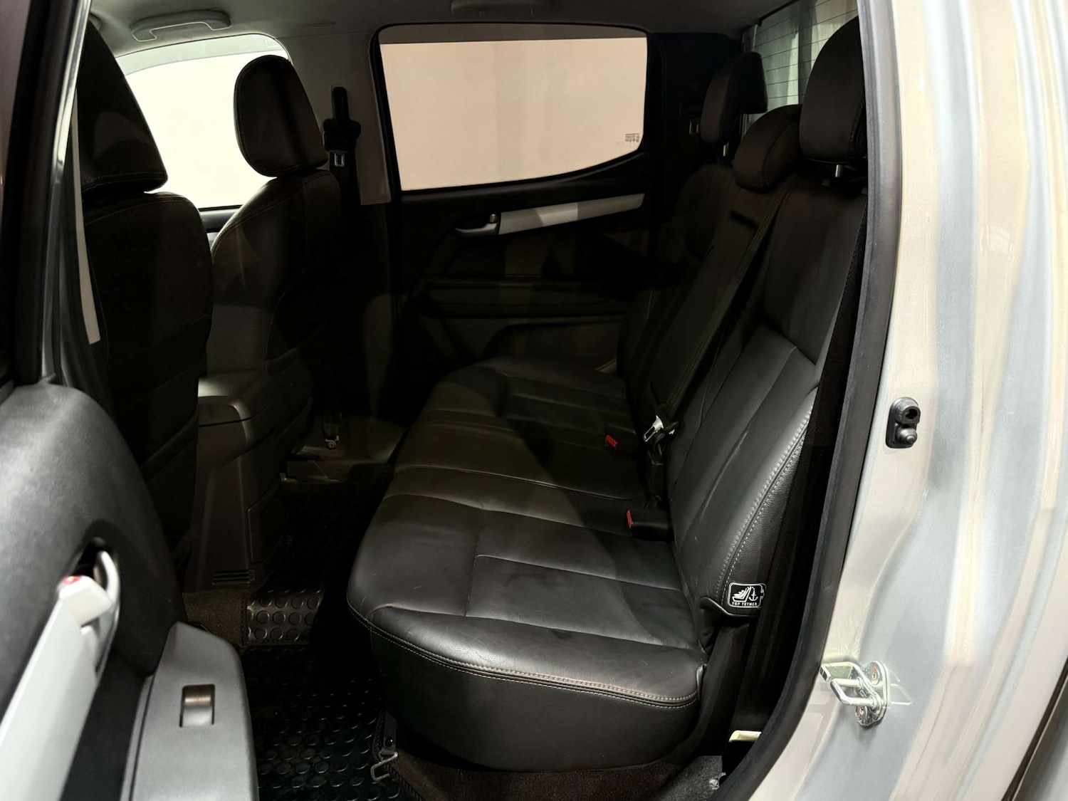 Used Isuzu D-Max 2017 for sale - 77590575: Photo 32