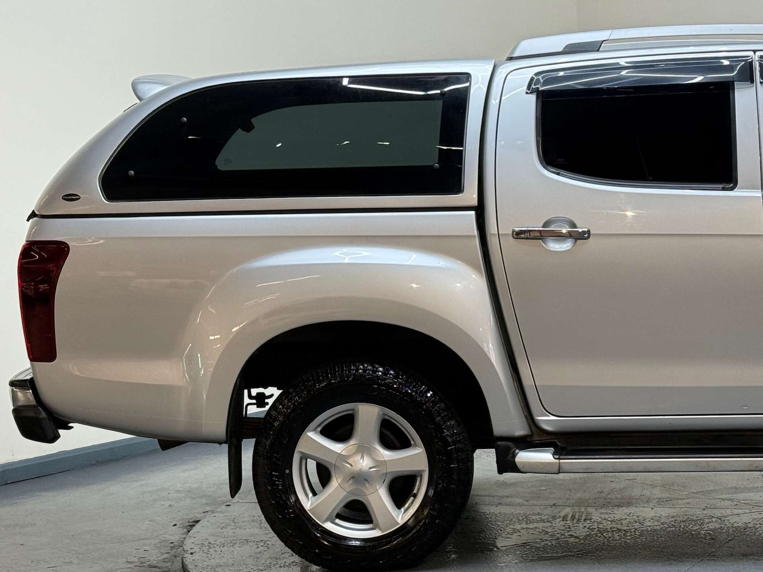 Used Isuzu D-Max 2017 for sale - 77590575: Photo 42