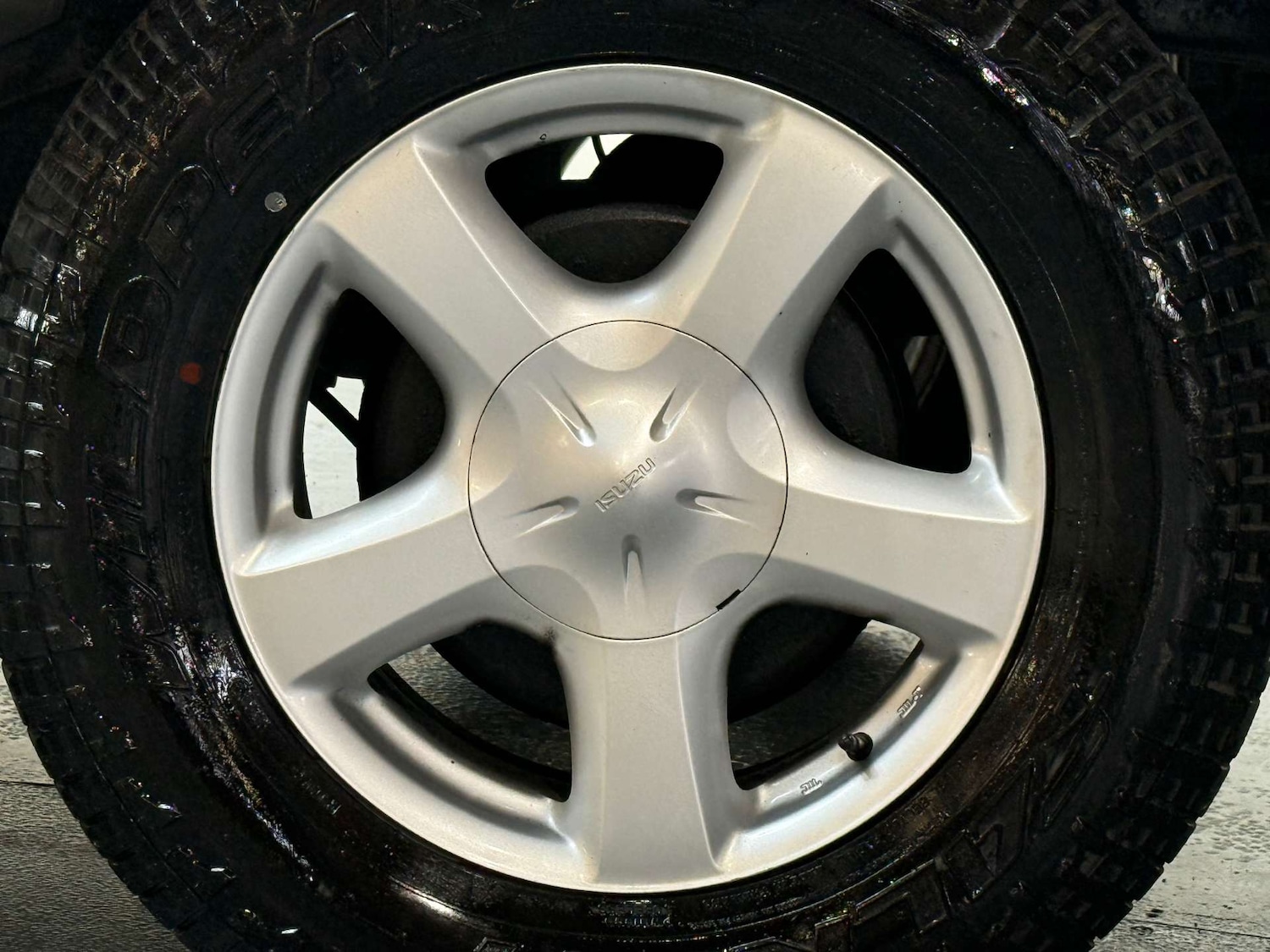 Used Isuzu D-Max 2017 for sale - 77590575: Photo 64