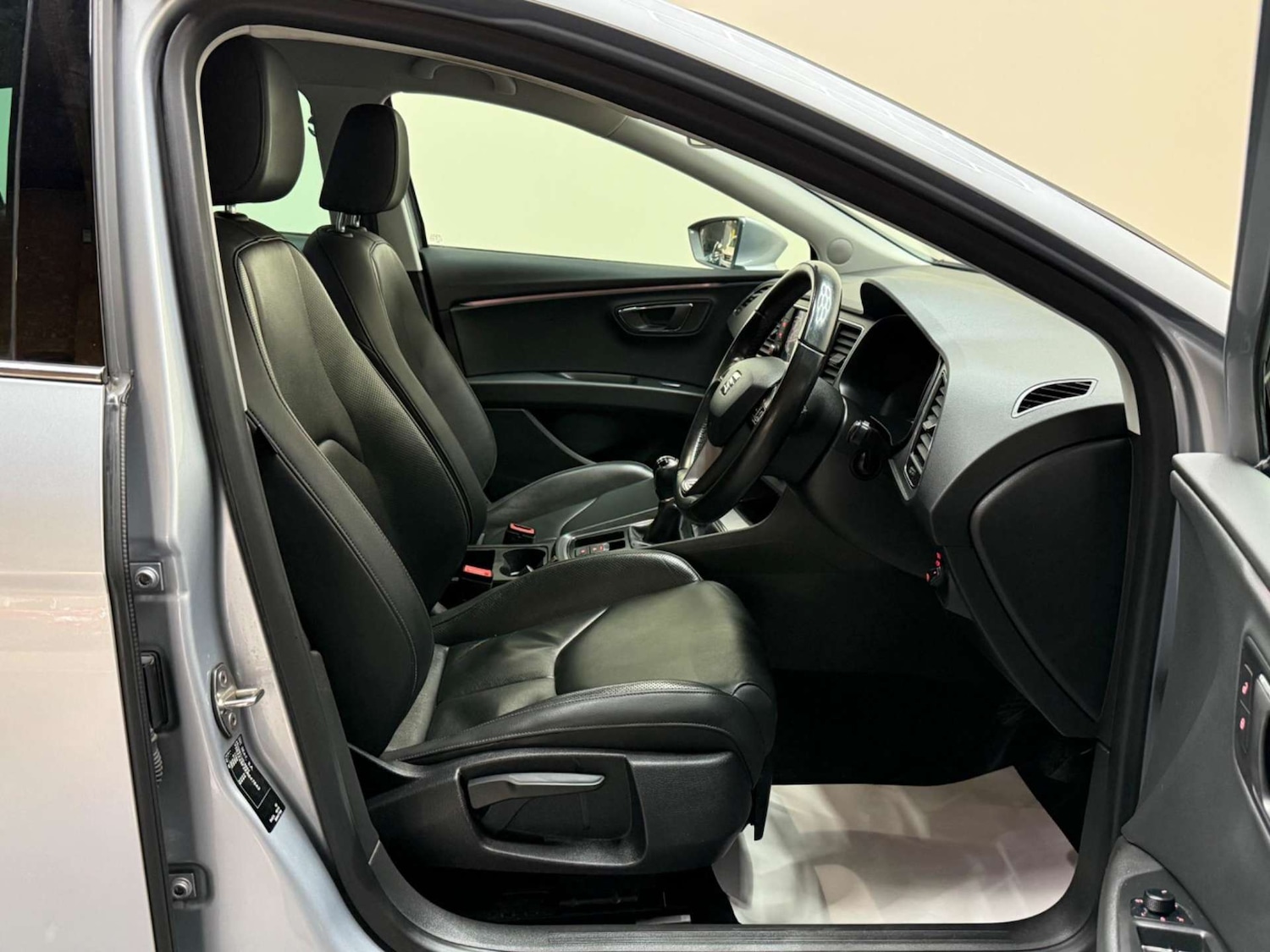 Used SEAT Leon 2019 for sale - 76600536: Photo 40