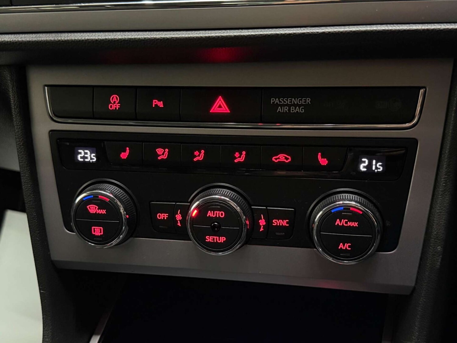 Used SEAT Leon 2019 for sale - 76600536: Photo 50