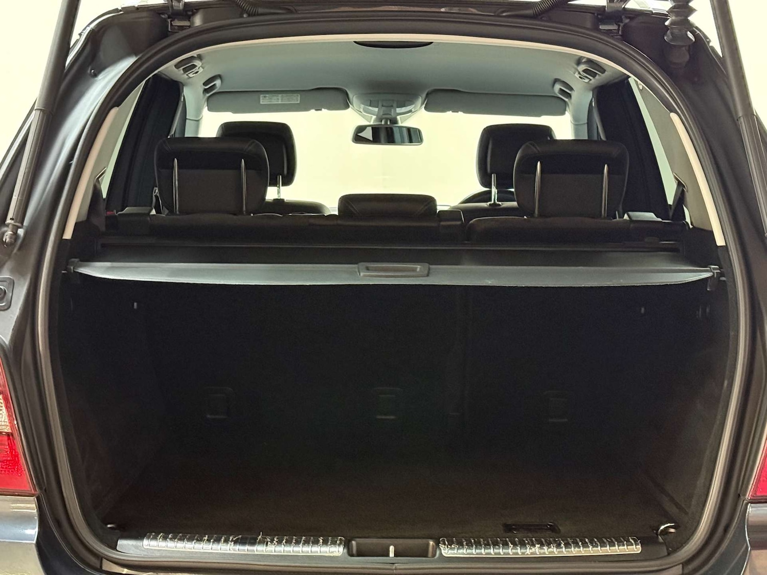 Used Mercedes-Benz M Class 2010 for sale - 77065402: Photo 10