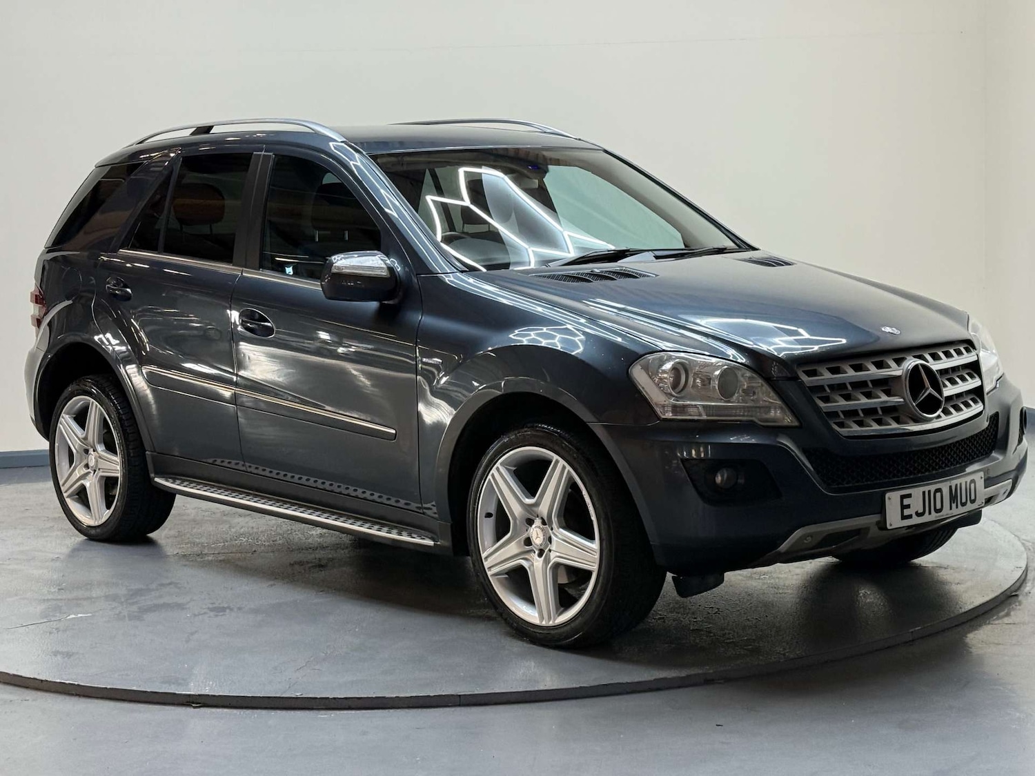 Used Mercedes-Benz M Class 2010 for sale - 77065402: Photo 12