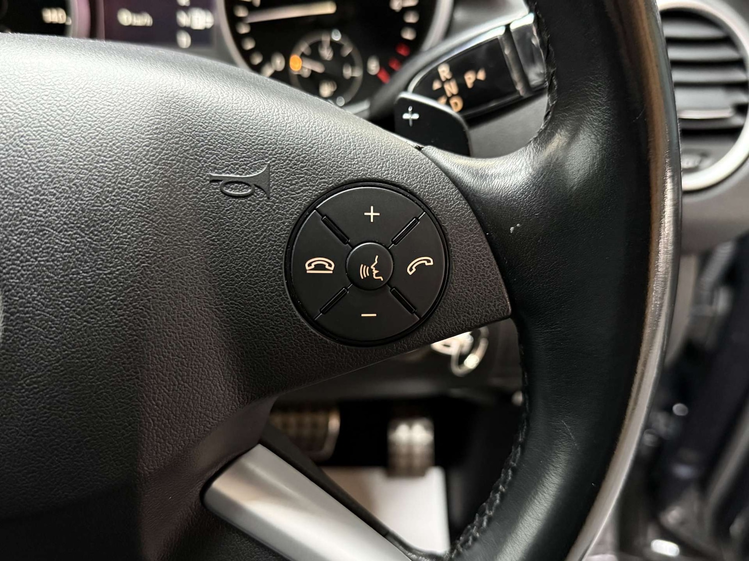 Used Mercedes-Benz M Class 2010 for sale - 77065402: Photo 19