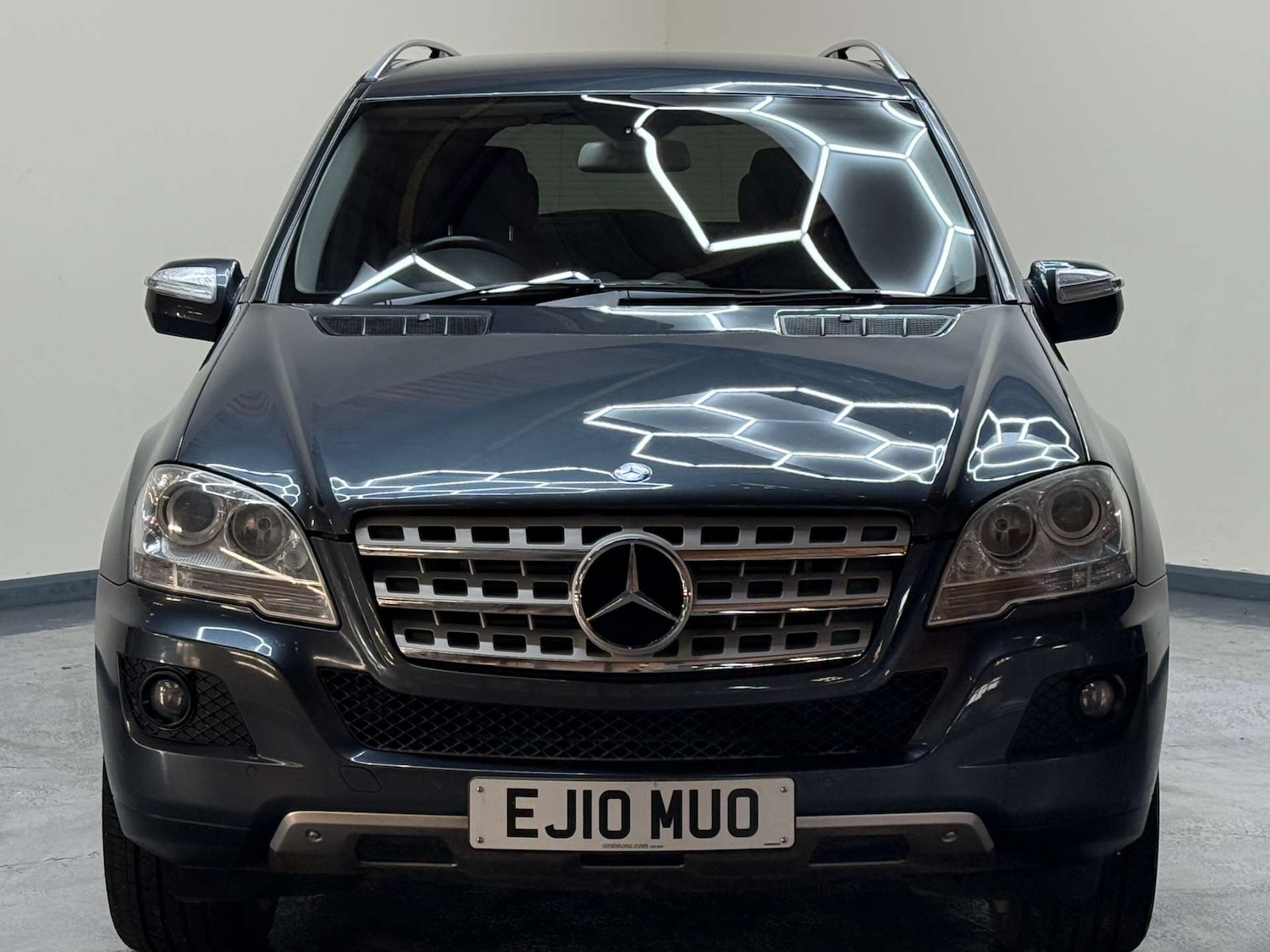 Used Mercedes-Benz M Class 2010 for sale - 77065402: Photo 8