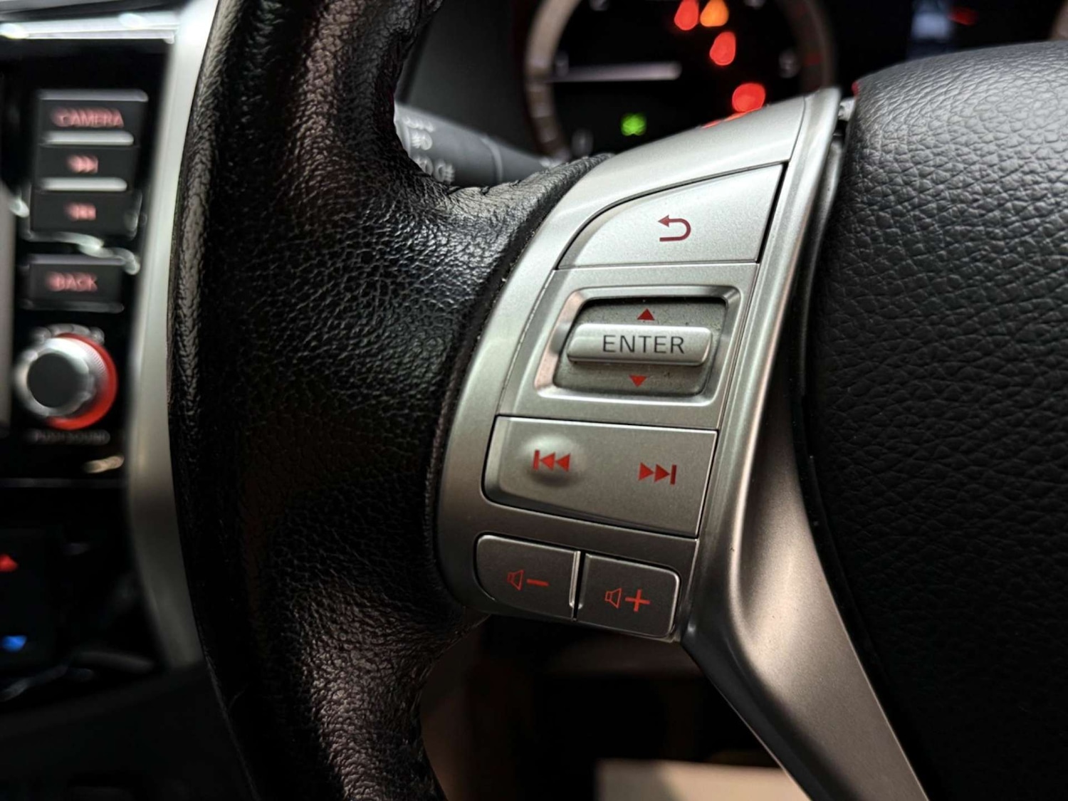 Used Nissan Navara 2020 for sale - 76363756: Photo 18