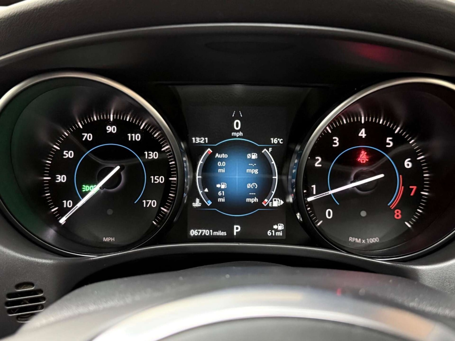 Used Jaguar XE 2018 for sale - 76601613: Photo 19