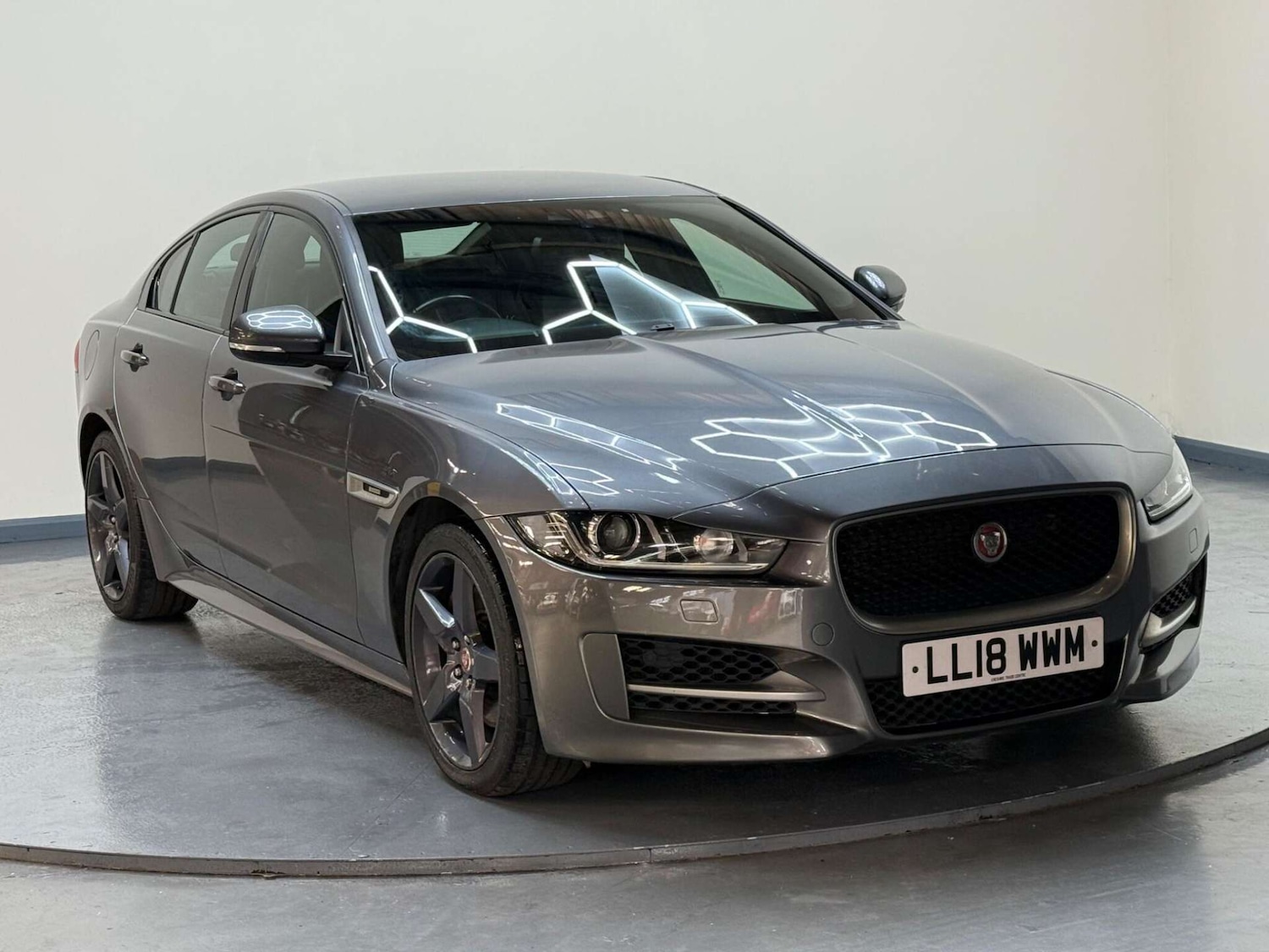 Used Jaguar XE 2018 for sale - 76601613: Photo 48
