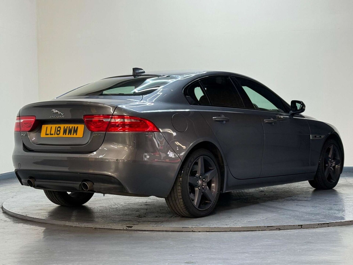 Used Jaguar XE 2018 for sale - 76601613: Photo 50