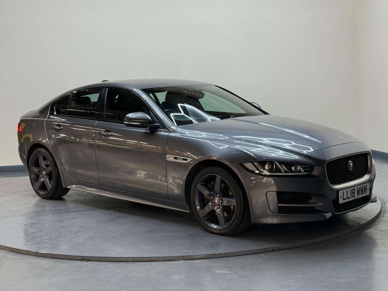 Used Jaguar XE 2018 for sale - 76601613: Photo 54