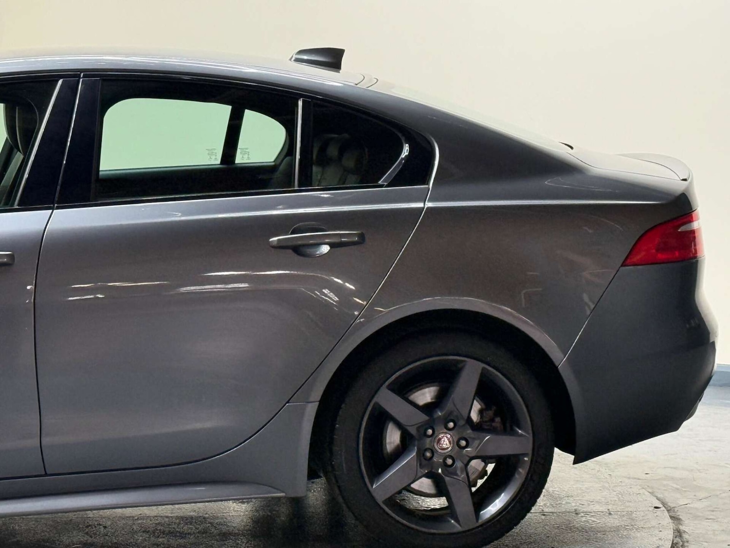 Used Jaguar XE 2018 for sale - 76601613: Photo 61