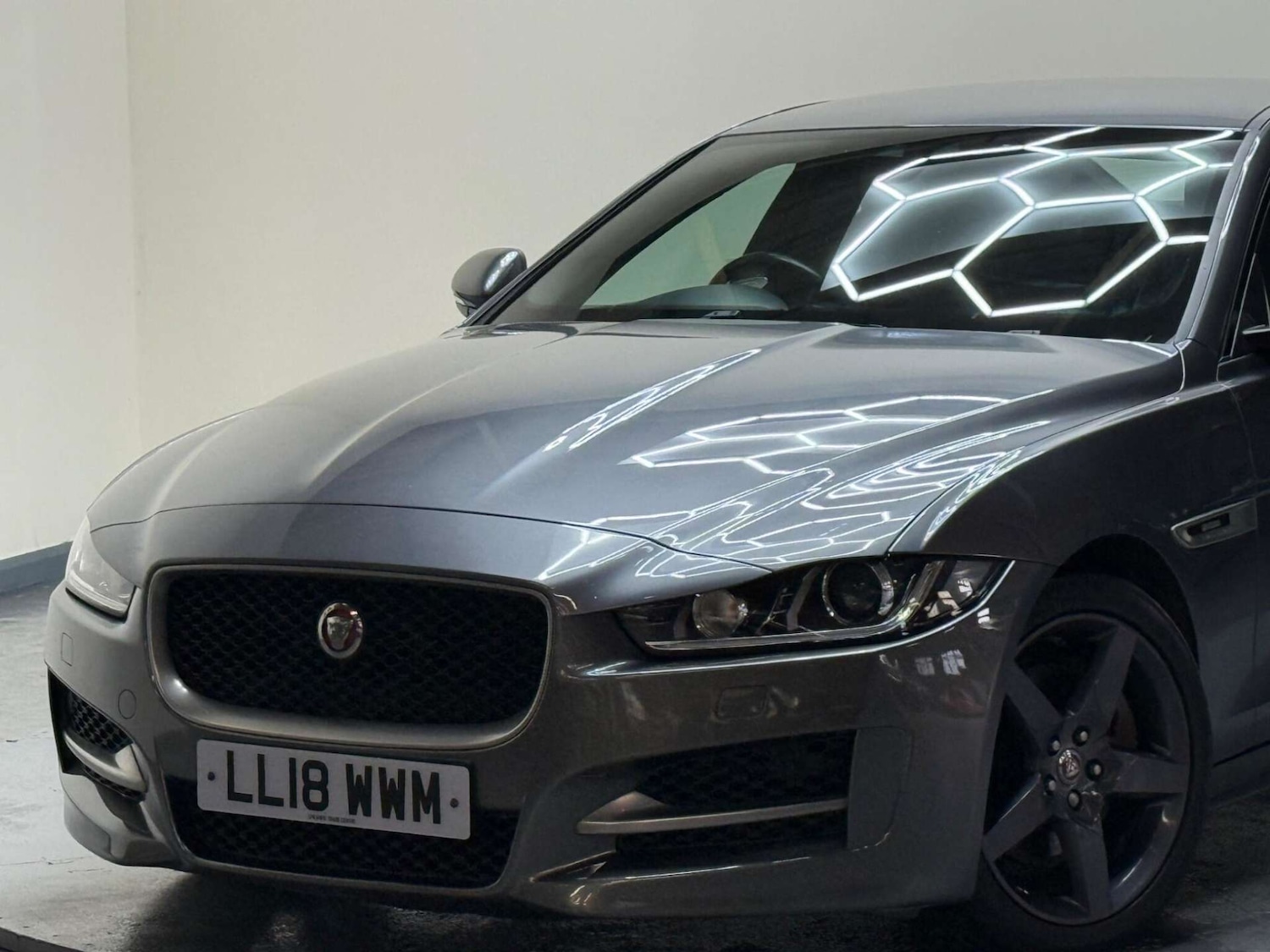 Used Jaguar XE 2018 for sale - 76601613: Photo 67