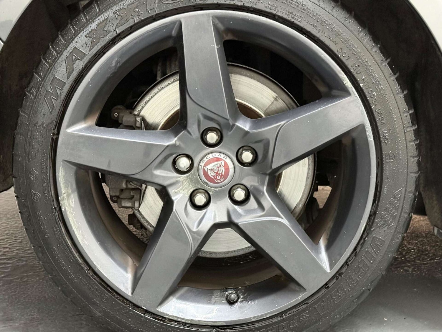 Used Jaguar XE 2018 for sale - 76601613: Photo 79