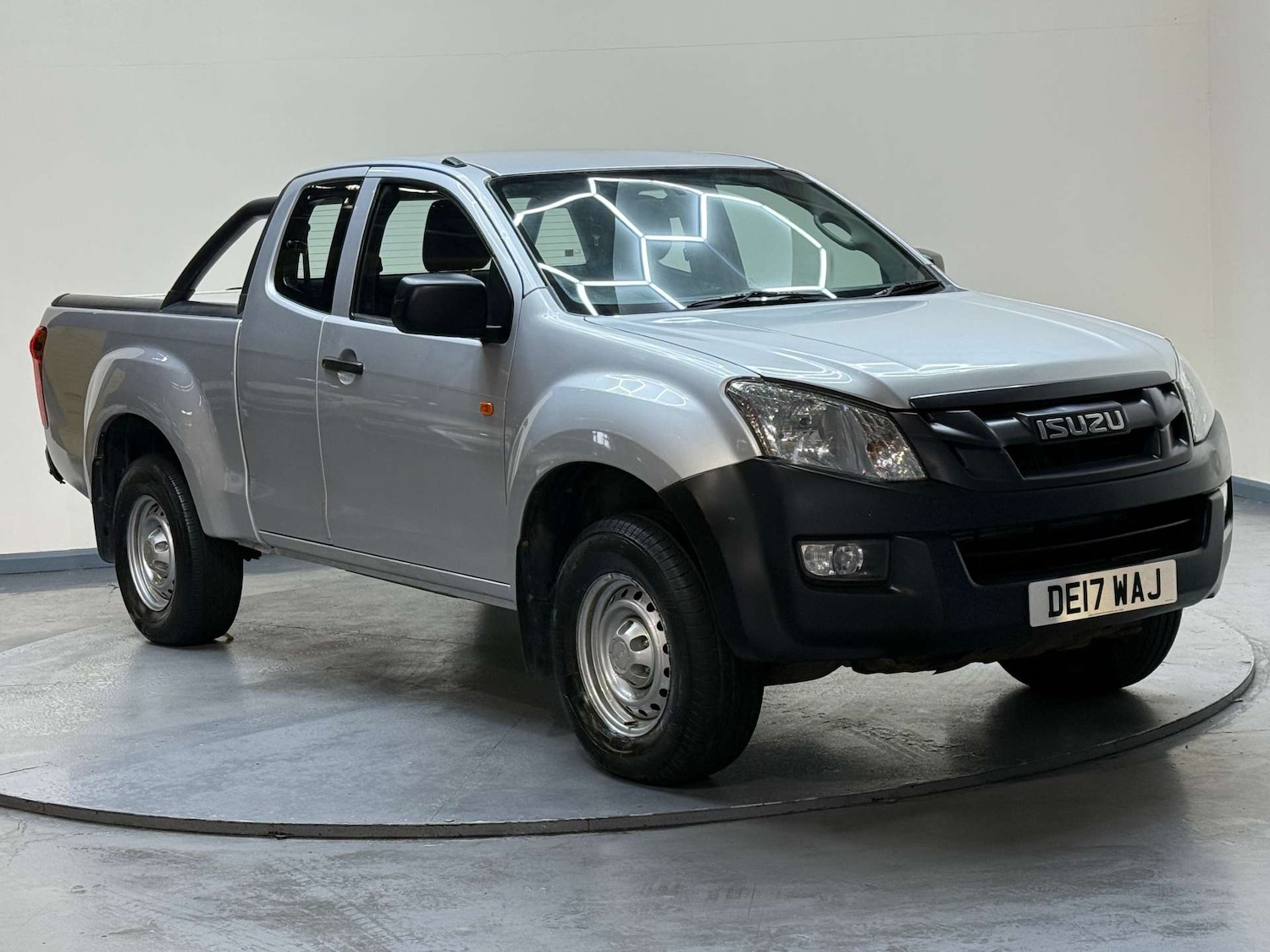 Used Isuzu D-Max 2017 for sale - 77336935: Photo 12