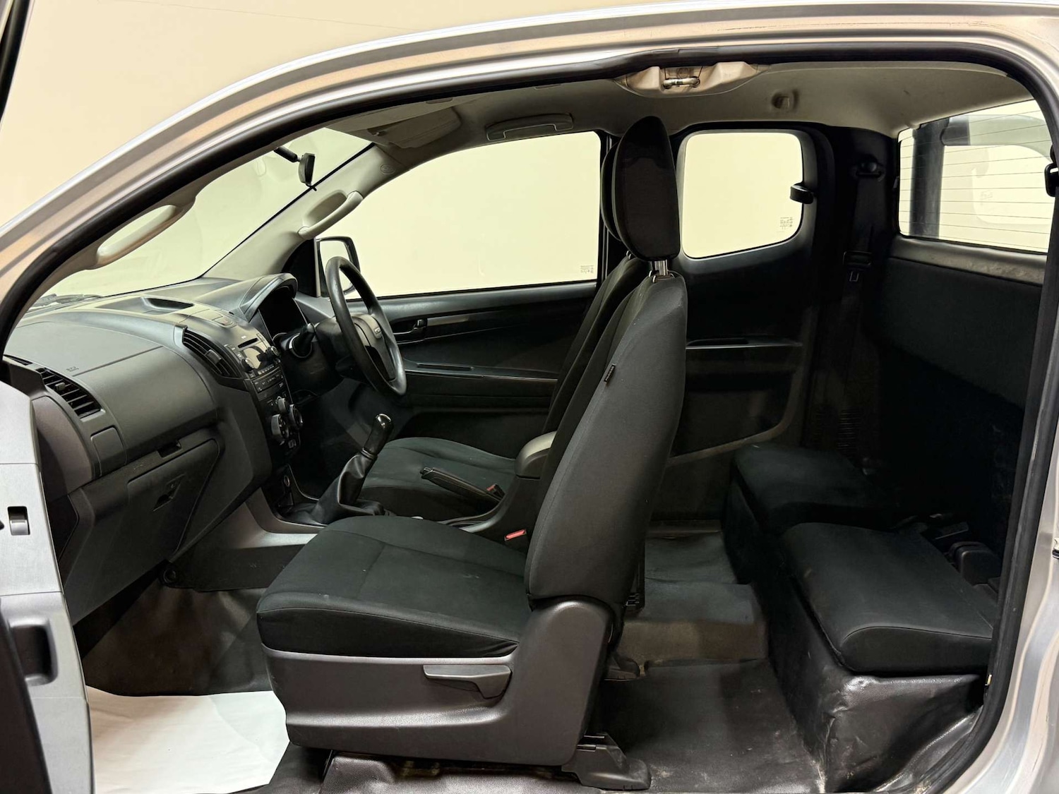 Used Isuzu D-Max 2017 for sale - 77336935: Photo 30