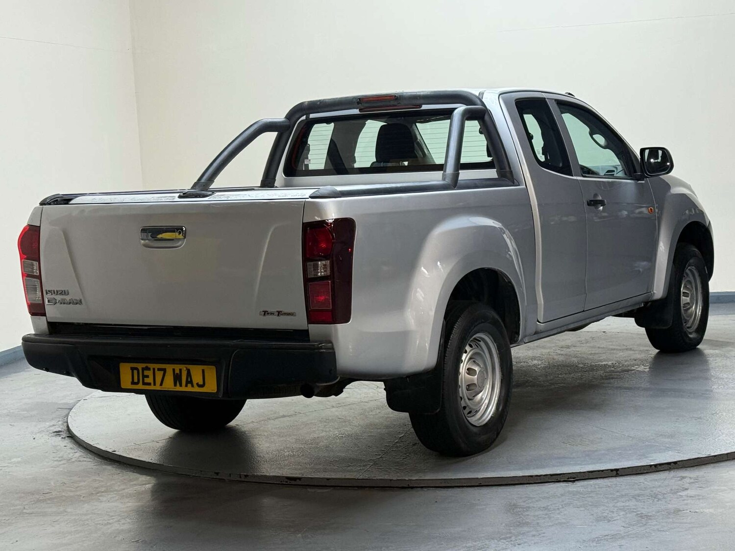 Used Isuzu D-Max 2017 for sale - 77336935: Photo 41