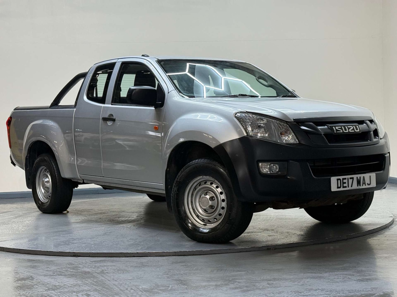 Used Isuzu D-Max 2017 for sale - 77336935: Photo 48