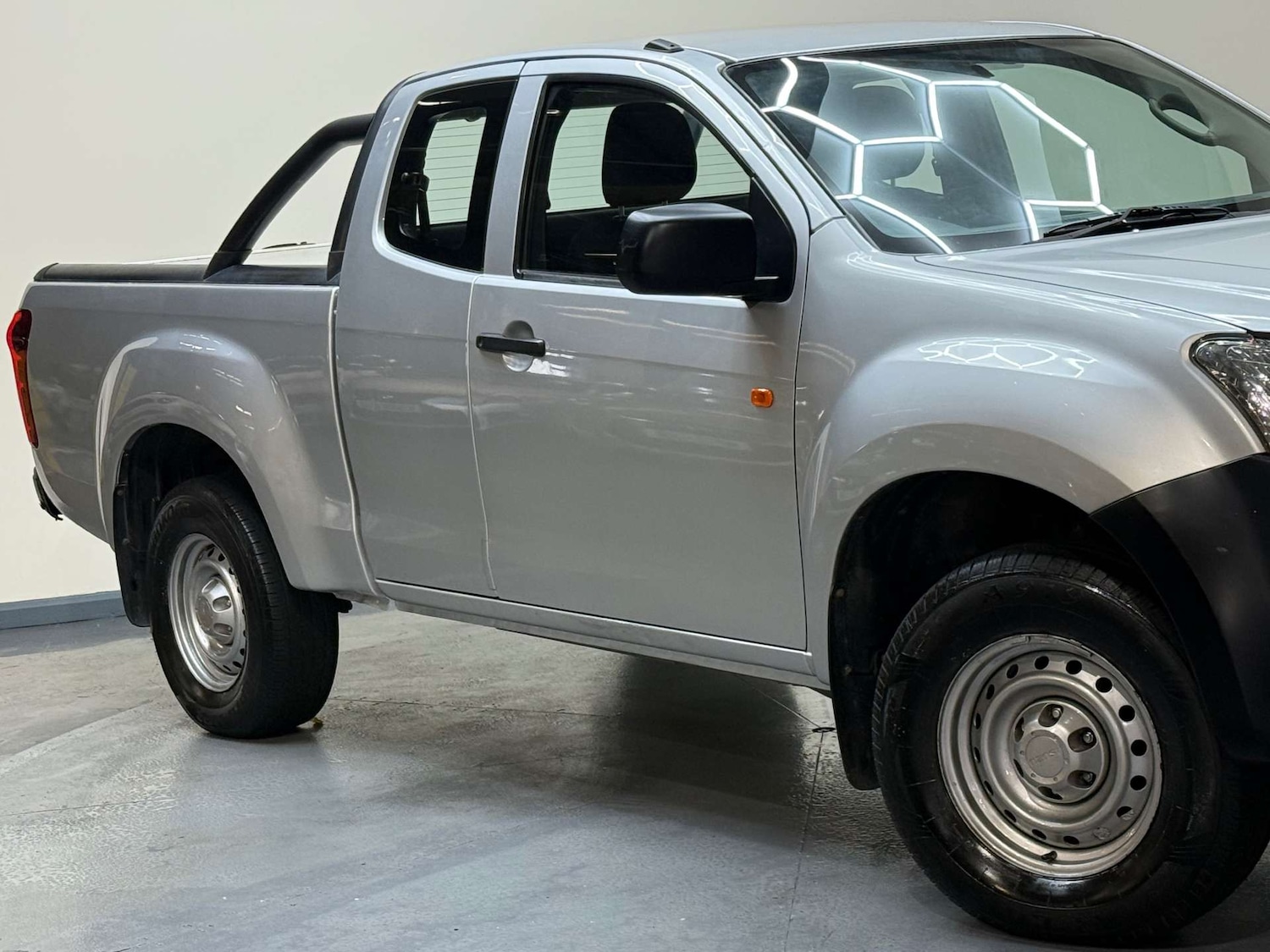 Used Isuzu D-Max 2017 for sale - 77336935: Photo 56