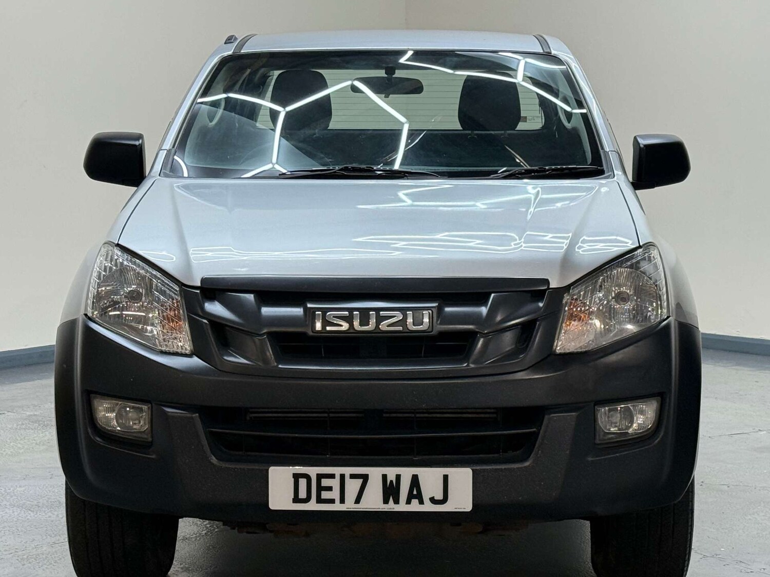Used Isuzu D-Max 2017 for sale - 77336935: Photo 60