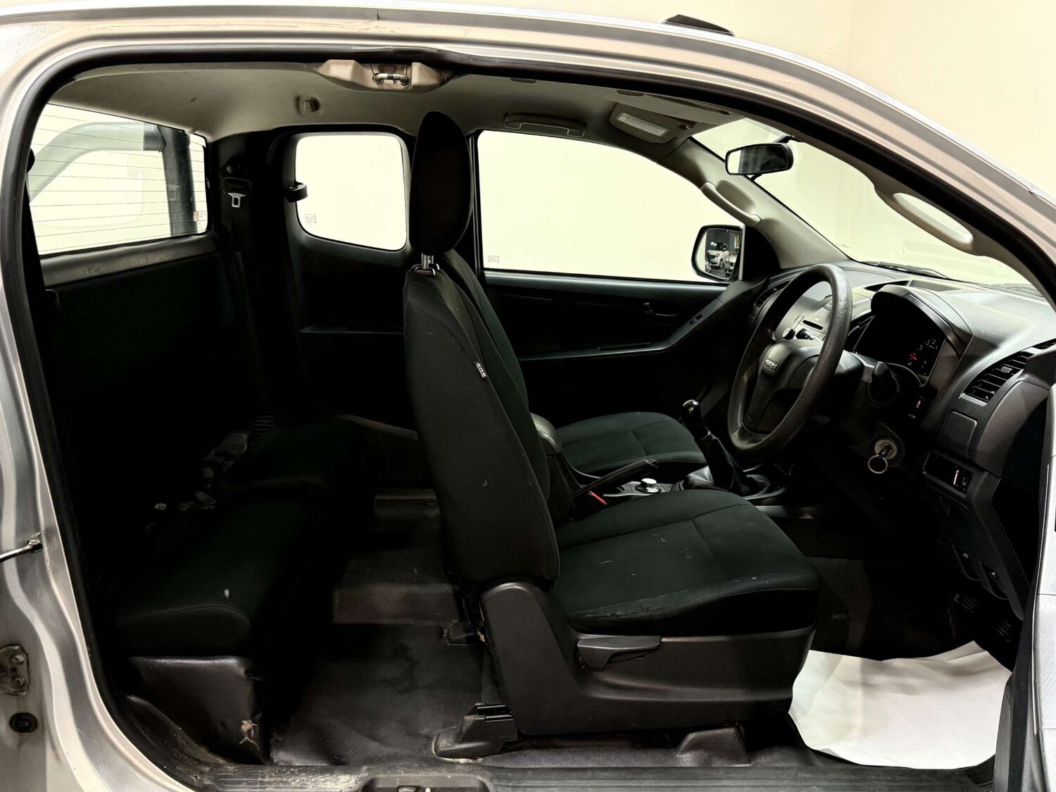 Used Isuzu D-Max 2017 for sale - 77336935: Photo 64