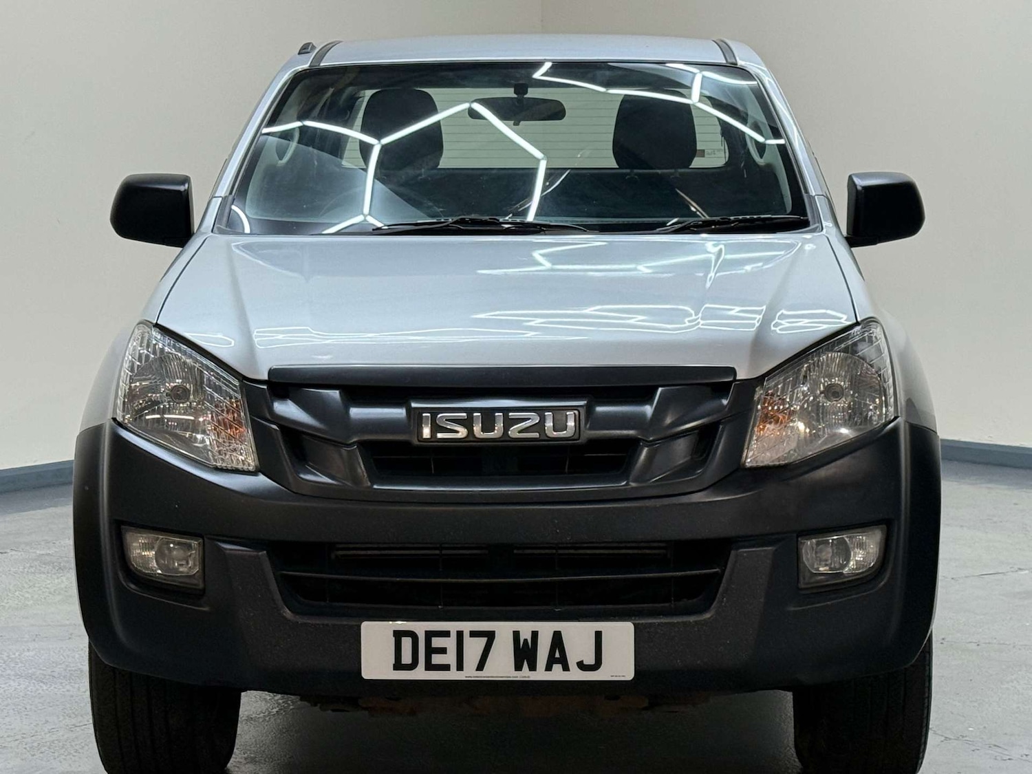 Used Isuzu D-Max 2017 for sale - 77336935: Photo 8