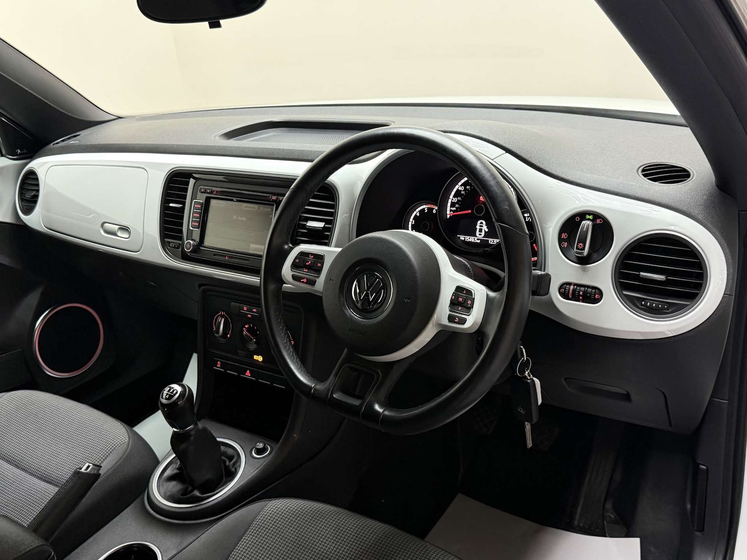 Used Volkswagen Beetle 2014 for sale - 76601471: Photo 3