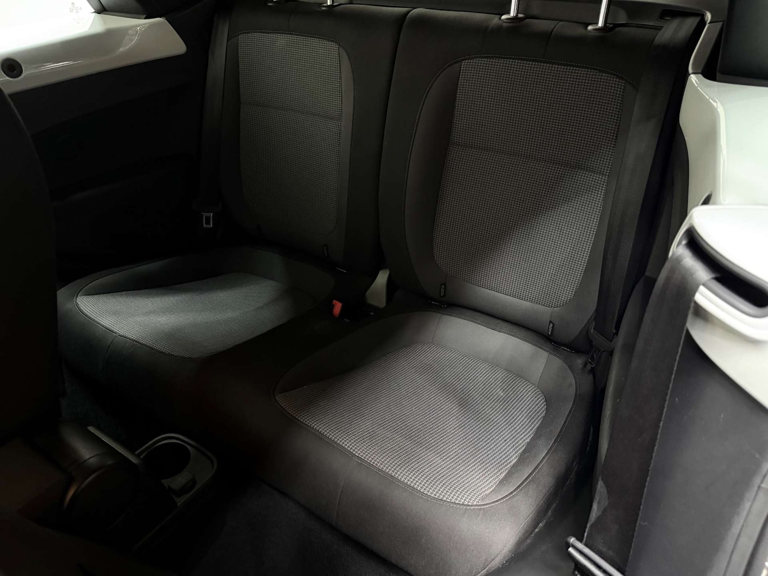 Used Volkswagen Beetle 2014 for sale - 76601471: Photo 32