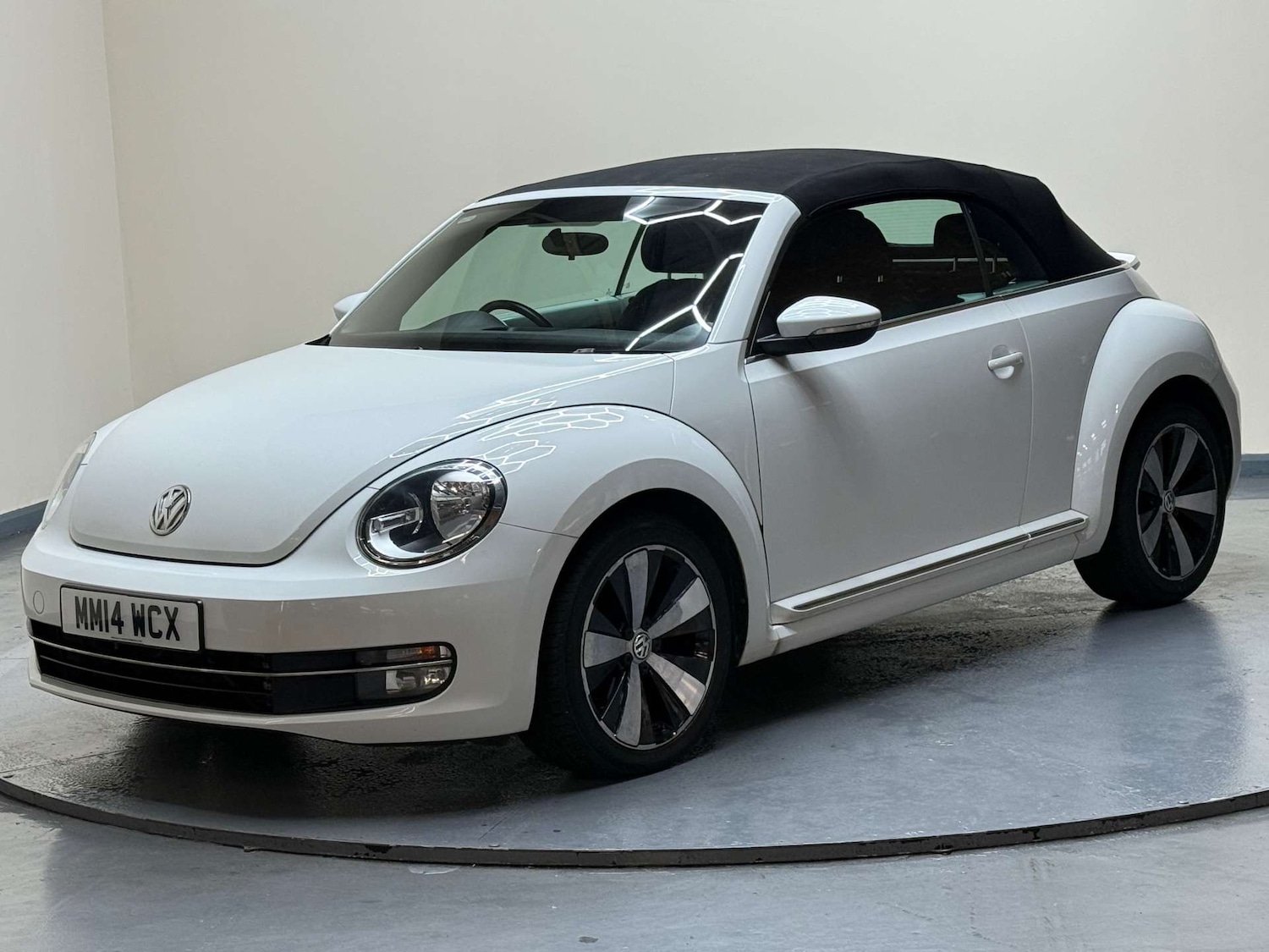 Used Volkswagen Beetle 2014 for sale - 76601471: Photo 33