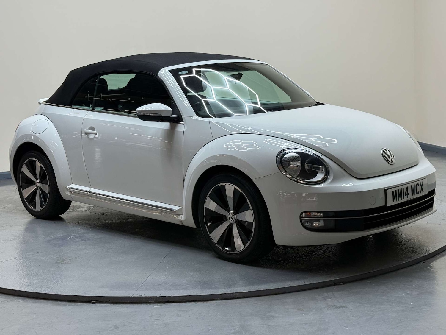 Used Volkswagen Beetle 2014 for sale - 76601471: Photo 35